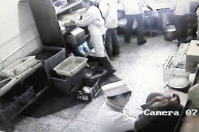 女子手机铃声响后死亡 身上现同事丢失手机(图)