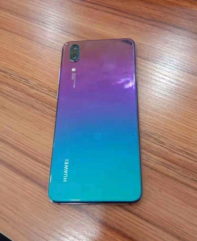 华为手机2000左右的华为2000左右手机推荐