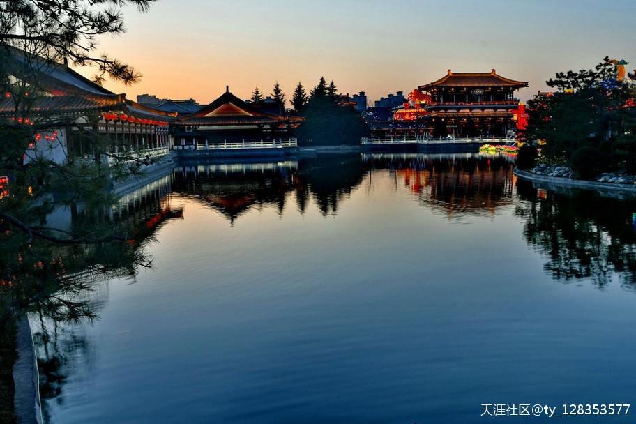大唐芙蓉园灯展百图集【严建设】 今夜月明星稀，却好观灯<strongalt=