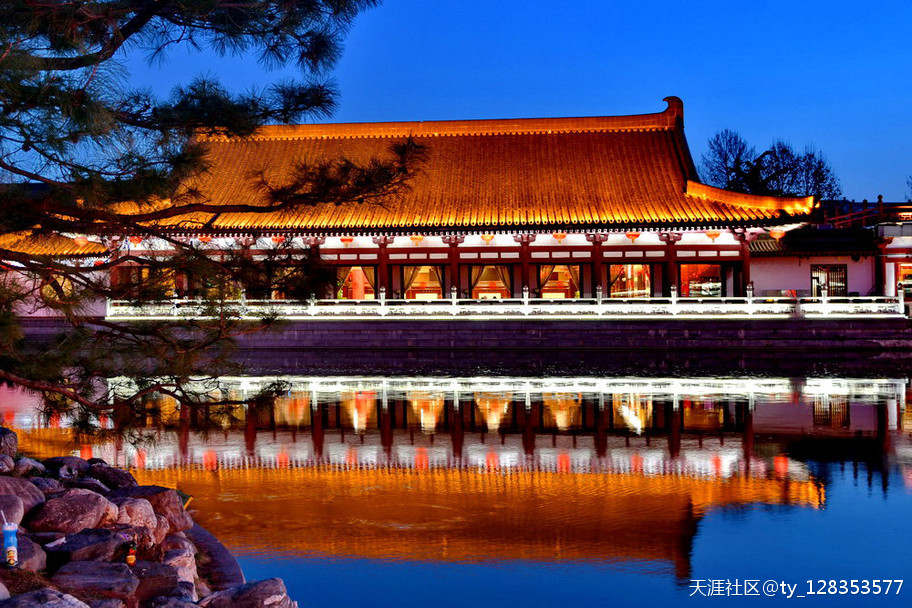 大唐芙蓉园灯展百图集【严建设】 今夜月明星稀，却好观灯<strongalt=