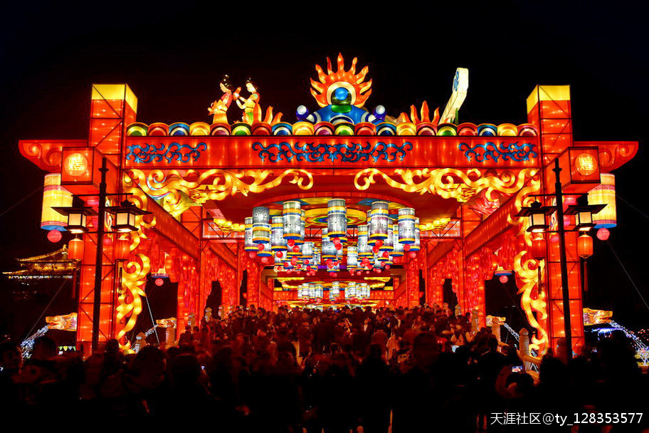大唐芙蓉园灯展百图集【严建设】 今夜月明星稀，却好观灯<strongalt=