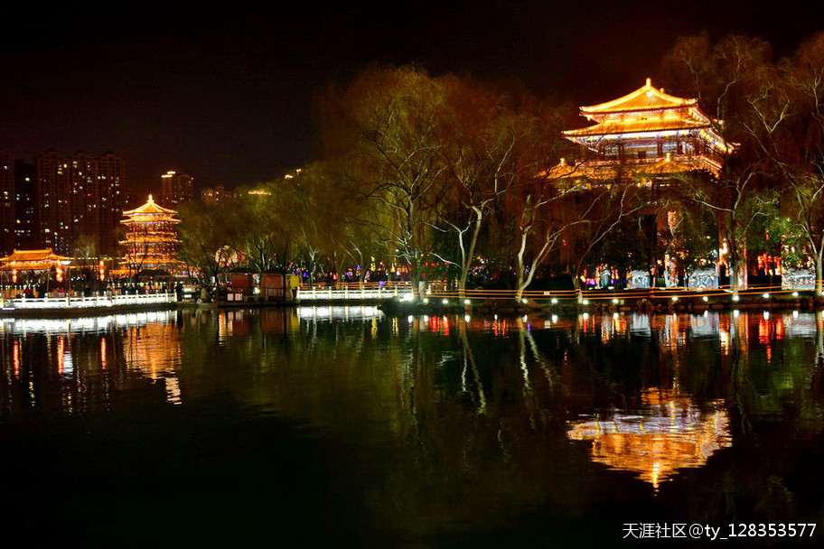 大唐芙蓉园灯展百图集【严建设】 今夜月明星稀，却好观灯<strongalt=
