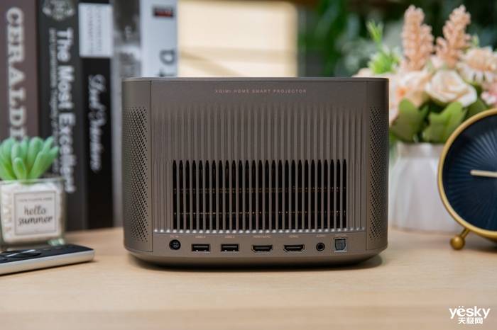 音频变焦软件下载苹果版:极米H6 4K版评测：4K无损变焦带来更多可能-第4张图片-亚星国际官网