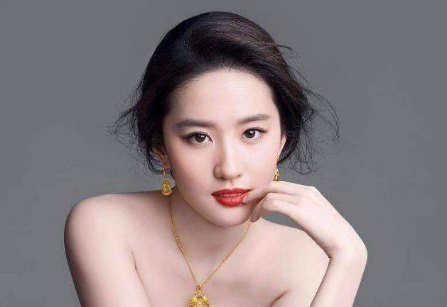 手表照片滤镜苹果版:刘亦菲女神节晒出美照，空气刘海加日系滤镜，看上一眼就恋爱了！