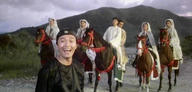 苹果ll是那个版:周星驰的《鹿鼎记》中，最强“老婆组合”，姐妹双儿最得人喜欢！