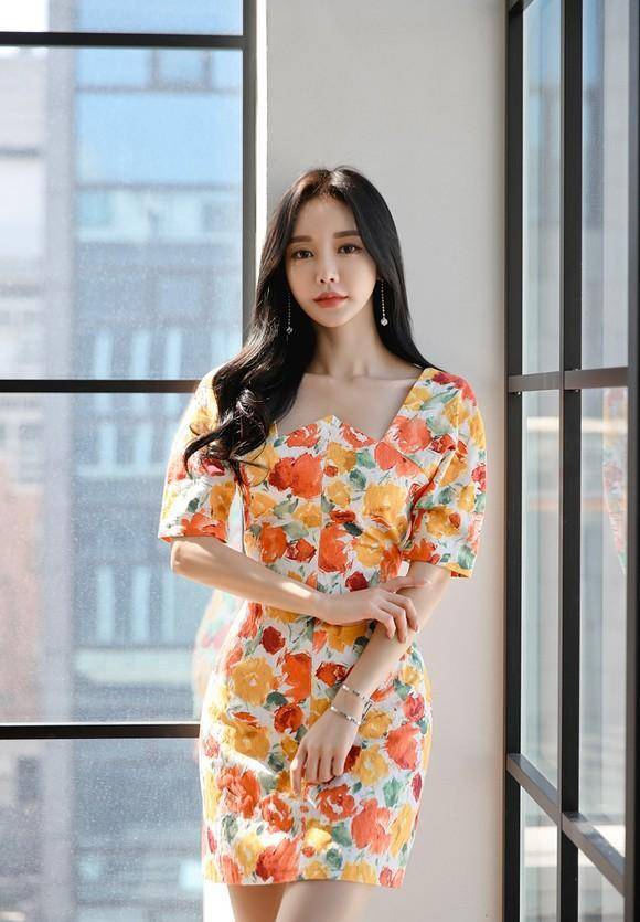 鲜柚游戏苹果版:橘柚蜜桃褶皱女神裙-第18张图片-亚星国际官网