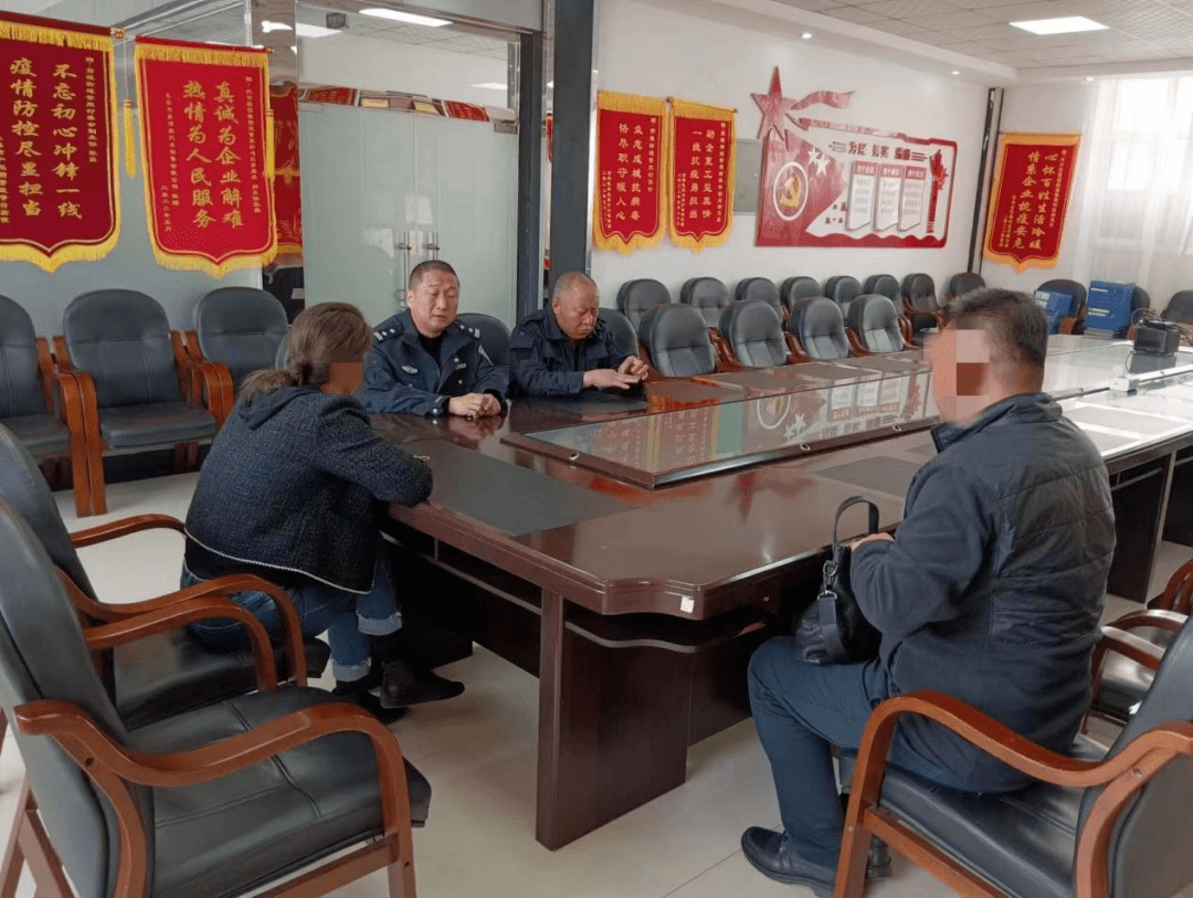 从“下社区”到“在社区 ”做优社区警务 擦亮群众幸福底色-第4张图片-亚星国际官网