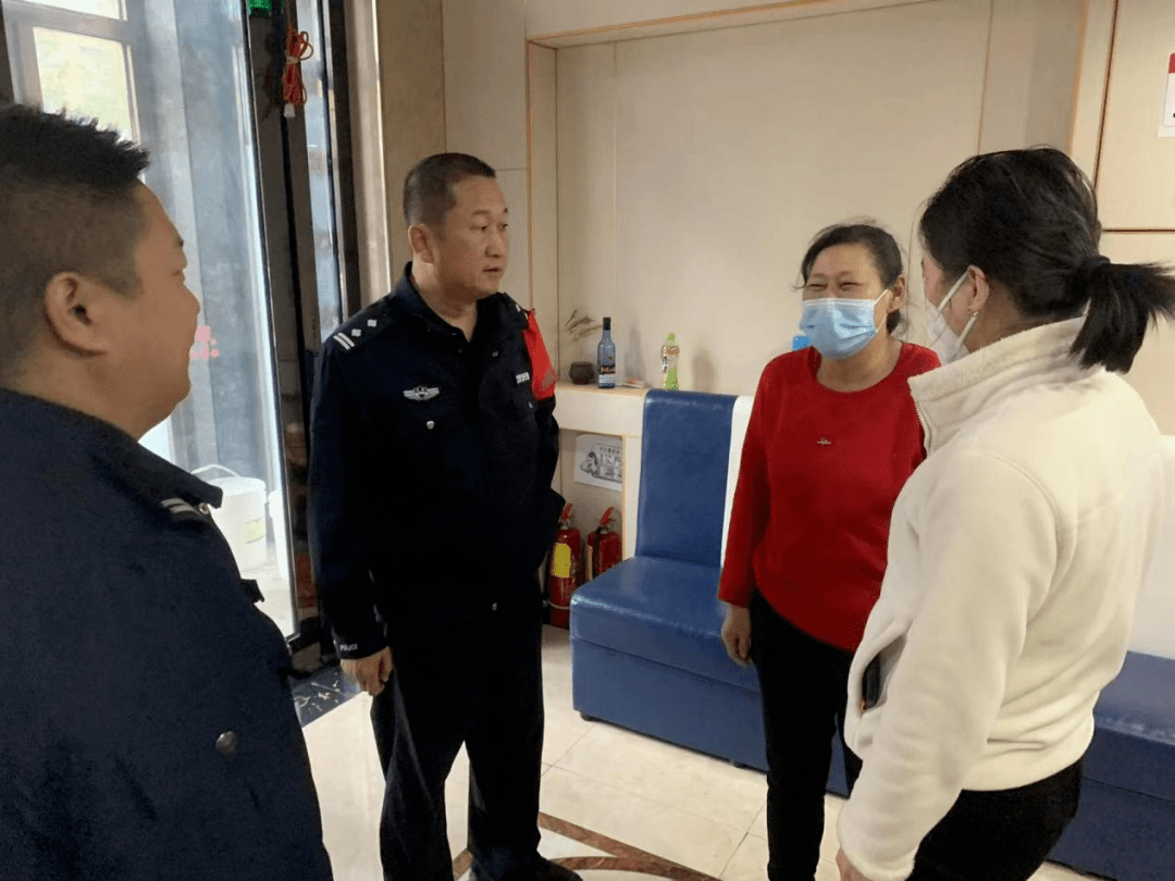 从“下社区”到“在社区 ”做优社区警务 擦亮群众幸福底色-第5张图片-亚星国际官网